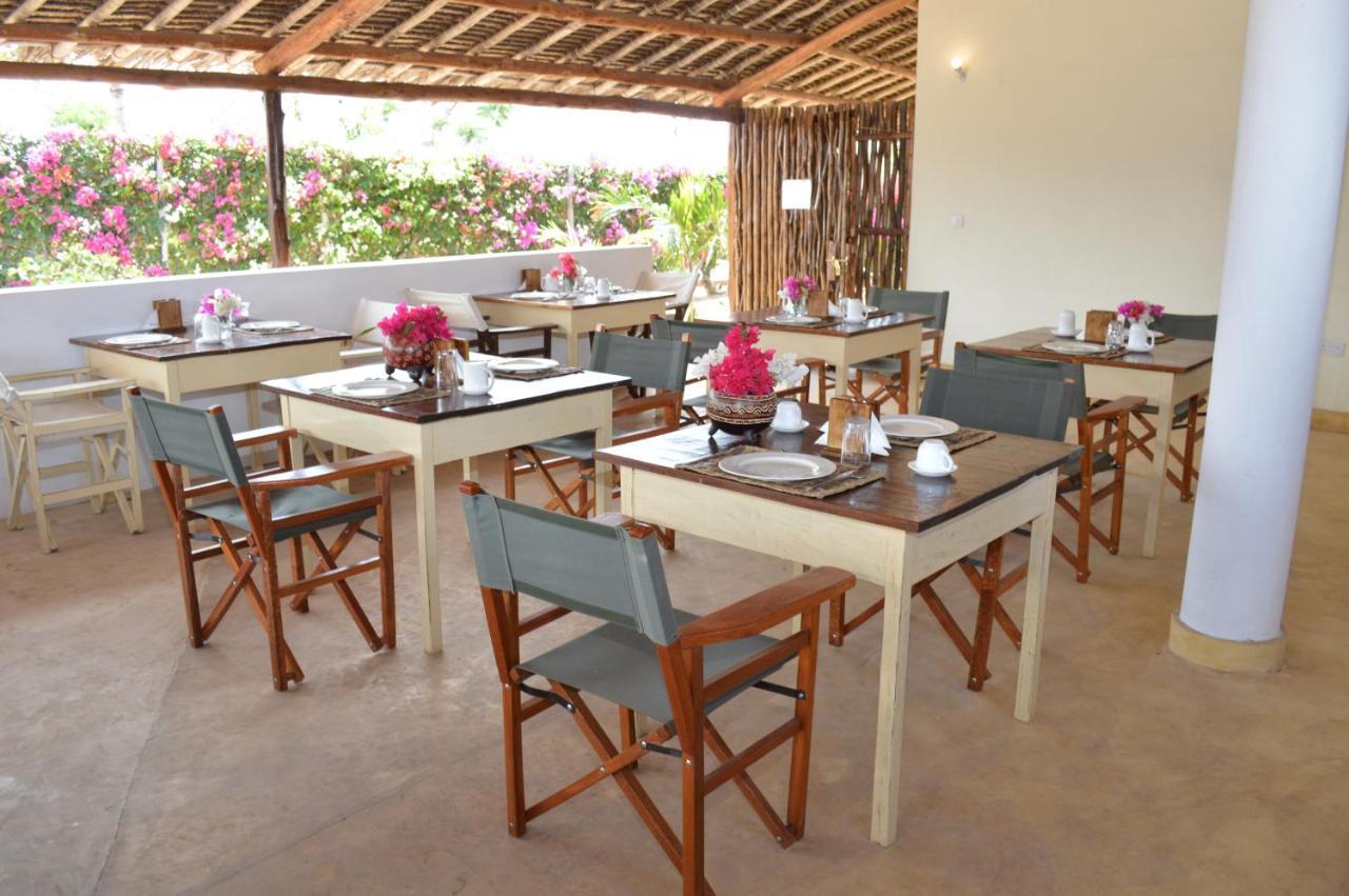 Pole Pole Beach House Watamu Exterior photo